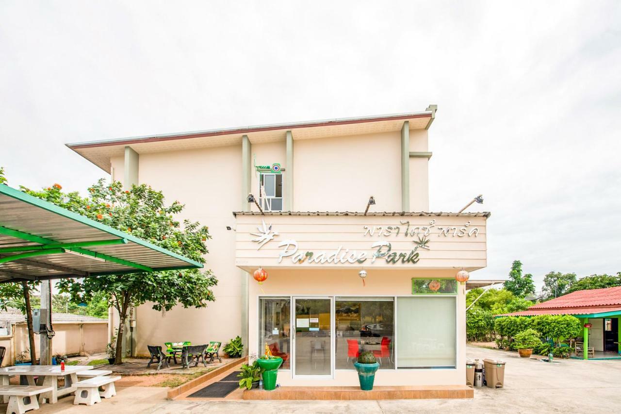 Oyo 306 Paradise Park Laemchabang Sziracsa Kültér fotó